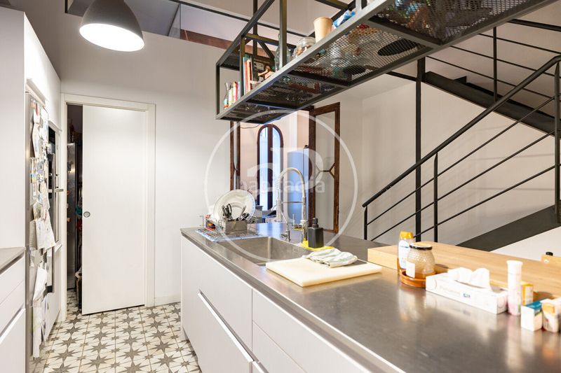 Foto a0e372c1-1e9e-47d4-ba00-8332d9d616eb. Casa amb calefacció piscina a Putget - Farró Barcelona