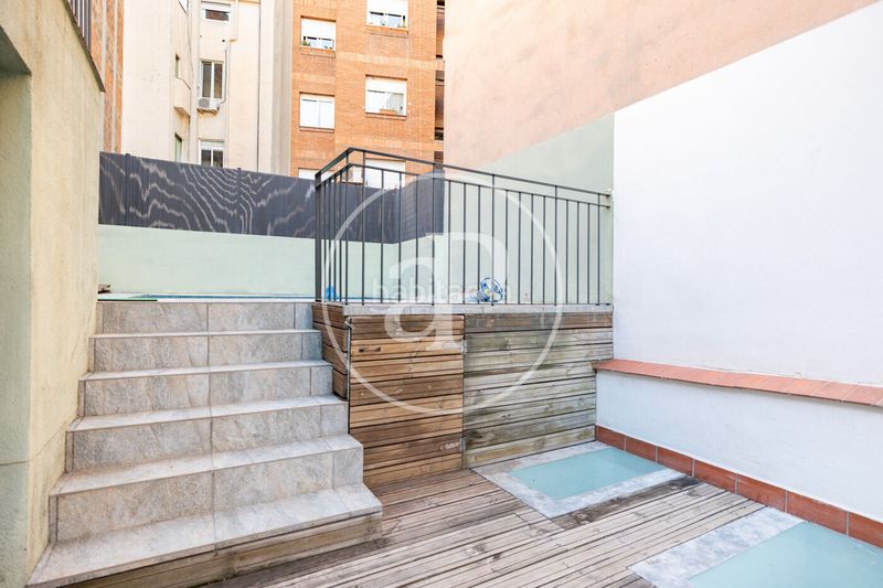 Foto b324f777-12a1-4afa-b9cc-5e0f7e49a4b4. Casa amb calefacció piscina a Putget - Farró Barcelona