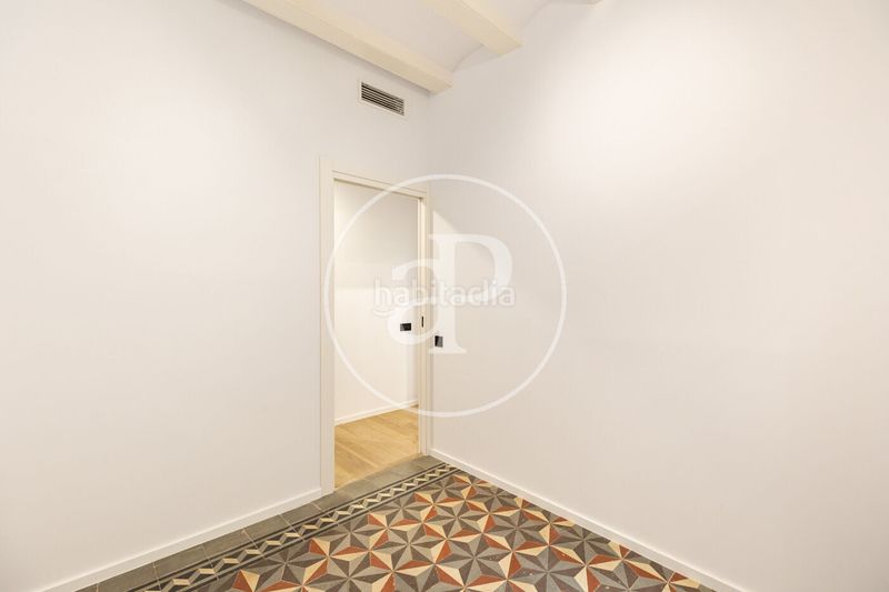 Foto 0a22f8b5-2e80-4add-950c-eaaf1b83a3fa. Pis amb calefacció a Gòtic Barcelona