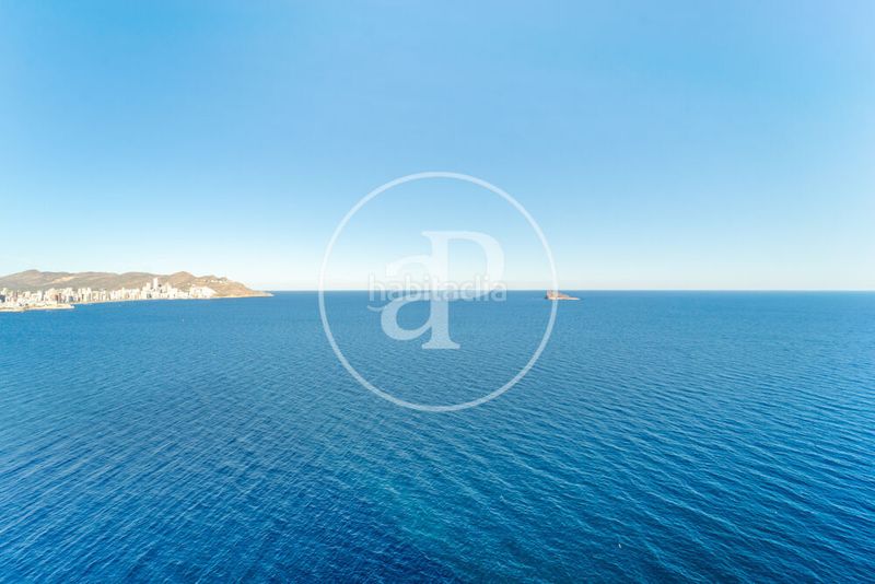 Foto 0fda8d36-98ba-4984-a7ef-db72191a37b2. Piso  en venta en Playa Poniente Benidorm