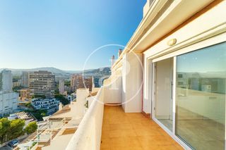 Etagenwohnung in Playa Poniente. Piso en venta en benidorm