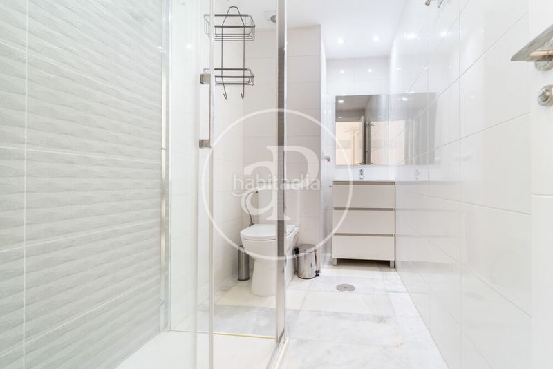 Foto f35d8119-1fe2-4ca3-a572-7f973248c06f. Piso  en venta en Playa Poniente Benidorm