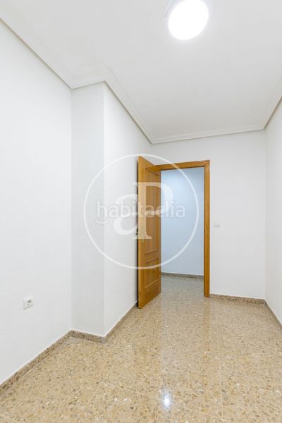 Foto 1360cfb4-0a7e-42f7-91f5-dd6c3ece0159. Pis amb aparcament a L´Hort de Senabre Valencia