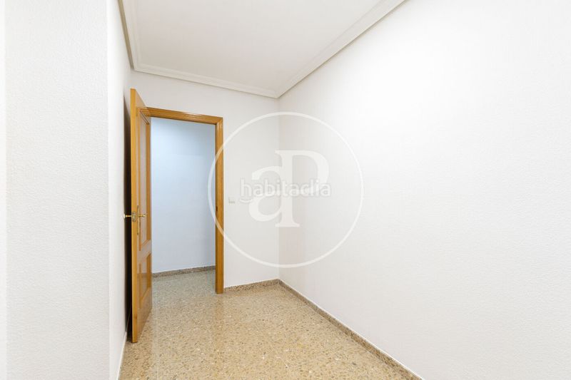 Foto 798be666-9ea9-47d0-94cd-ca59fb56b254. Pis amb aparcament a L´Hort de Senabre Valencia