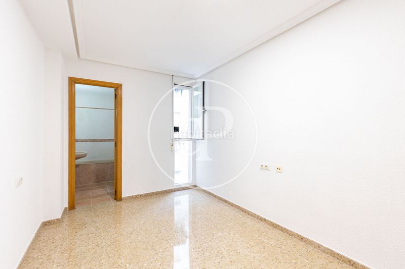 Foto a3030d18-e633-45fa-bf82-14dcb53d796a. Pis amb aparcament a L´Hort de Senabre Valencia