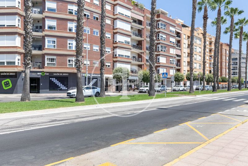 Foto 4e316b00-c2c0-4d48-a2ca-3788f2ebd9d0. Casa adossada amb calefacció a Centro Burriana