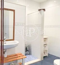 Foto 7941fe17-dd32-4570-a023-c8401b9d13dd. Casa adossada amb calefacció a Centro Burriana