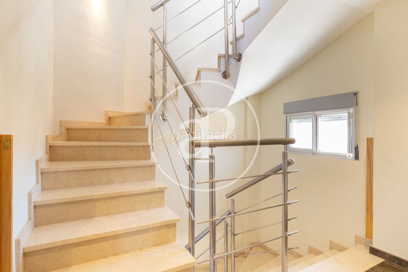 Foto a85e7ff6-6173-4925-9572-ef626529d836. Casa amb calefacció aparcament piscina a Mareny Blau Sueca