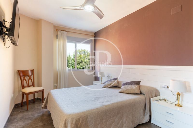 Foto c61541e2-6046-402b-9a4f-c75417dda25c. Casa amb calefacció aparcament piscina a Mareny Blau Sueca