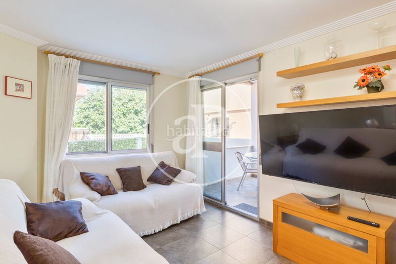 Foto ec6e6ec9-d7bb-4939-aa3d-825adf66aa16. Casa amb calefacció aparcament piscina a Mareny Blau Sueca