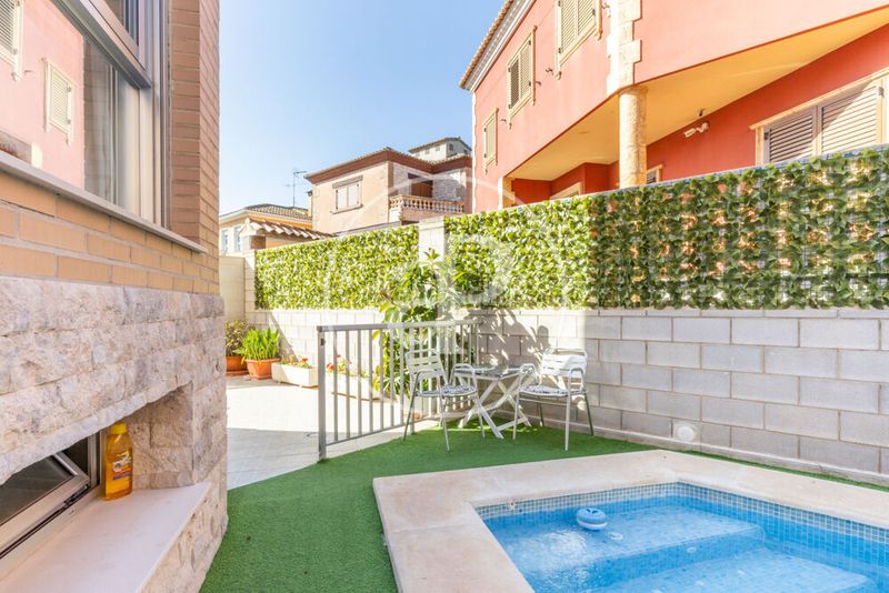 Foto f735ff38-3b74-4e17-94e9-5cee324d779d. Casa amb calefacció aparcament piscina a Mareny Blau Sueca