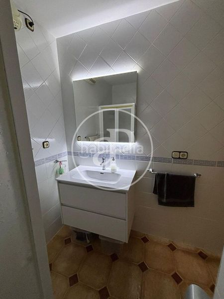 Foto 5ac520a1-894c-4131-9710-aa7886e96fa0. Casa adossada amb calefacció aparcament a Centro Chiva