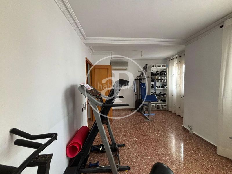 Foto a6657510-1e2a-411b-bb56-c89434a95ee0. Casa adossada amb calefacció aparcament a Centro Chiva