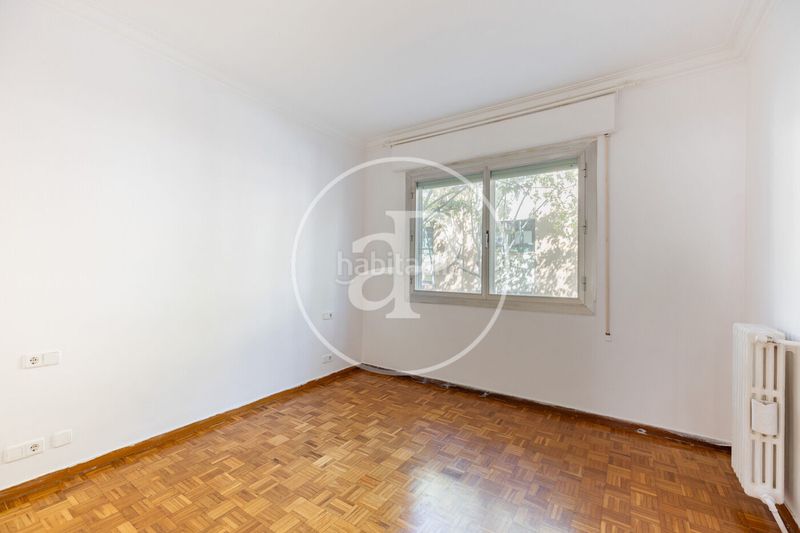 Foto c11dc9a0-23c0-484f-841d-bd11687029b7. Piso  en venta en sarrià en Tres Torres Barcelona