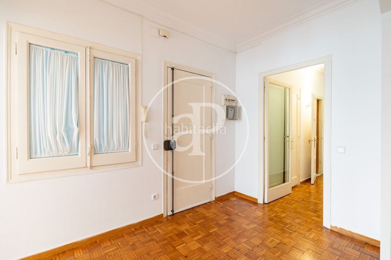 Foto fc7c1b52-3b7e-4926-886f-7176f45a1178. Piso  en venta en sarrià en Tres Torres Barcelona