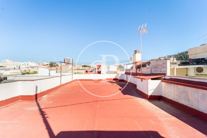 Foto ae291db3-153c-468c-aefe-03992bc5defe. Pis amb calefacció a San Antón Alicante