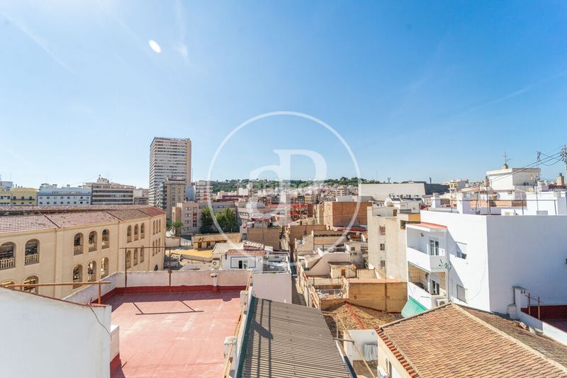 Foto b990a6e1-8ff9-4a31-a31d-8e9af7e49239. Pis amb calefacció a San Antón Alicante
