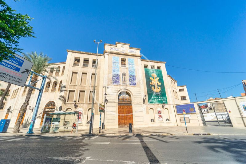 Foto e44c41a9-6d7f-437f-95a3-99a56e8fcd37. Pis amb calefacció a San Antón Alicante