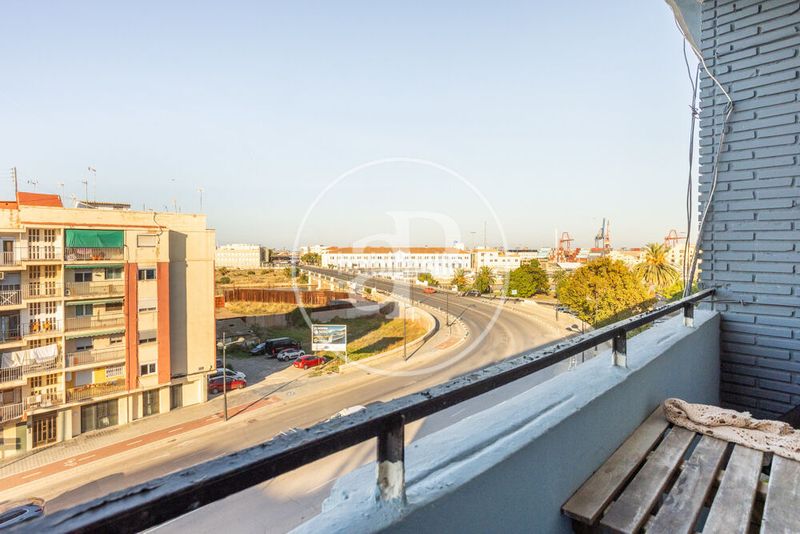 Foto 7ba2b301-dd19-412e-9d5c-2d676d76cdd0. Pis amb calefacció a Natzaret Valencia