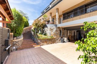 Casa  Passatge alegria. Casa en venta en valldoreix