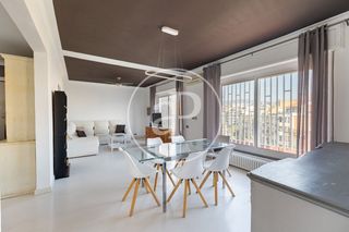Àtic a Carrer del Consell de Cent
