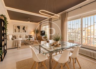1.195.000 € — Ático Carrer del Consell de Cent
