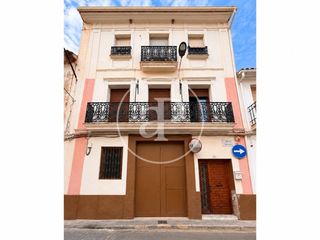 Casa in Pedralba. Casa histórica en el corazón de pedralba