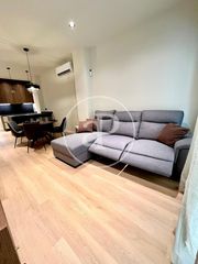 Rent Flat  Carrer de colom. Bajo exterior en alquiler en burjassot
