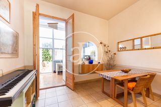 Casa aparellada a Montgat. Casa en venta en montgat