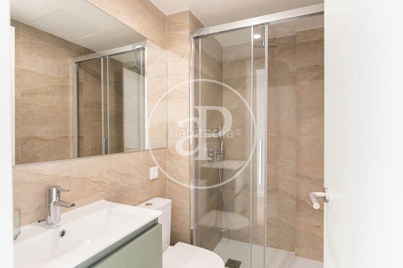 Foto 5236a465-d09d-4ff0-b7b3-0ef7cf6fe55f. Promoció Vivienda duplex con Terrazas en Centro de Hospitalet a Hospitalet de Llobregat (L´). Habitatges d´obra nova