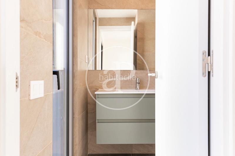 Foto e9aafa79-1d1f-416d-864d-bbd976890a58. Promoció Vivienda duplex con Terrazas en Centro de Hospitalet a Hospitalet de Llobregat (L´). Habitatges d´obra nova