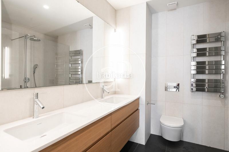 Foto 28f9b39e-35bf-46e7-a2da-7aa778e3d8d3. Promotion Único piso de 3 dormitorios con balcón a estrenar en Eixample Dreta dans Barcelona. Logements de biens neufs