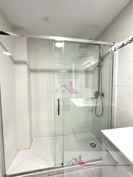 Foto 035c70ae-9b9c-4ec9-97ca-45fcf6a4f48b. Lloguer pis amb calefacció a Centro Cuenca