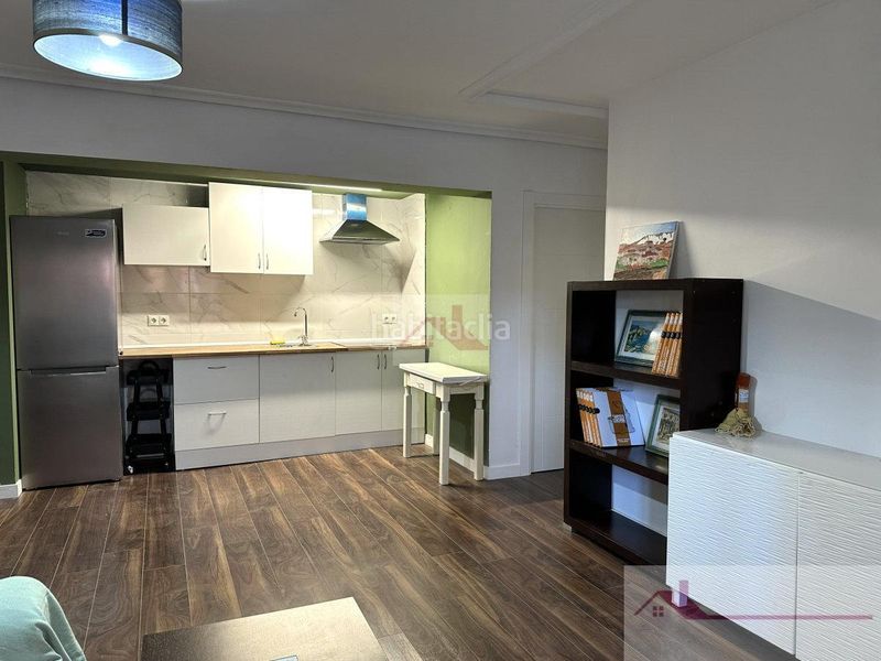 Foto 6876b746-46b6-4a4f-9ff9-afcbc22ee8c2. Lloguer pis amb calefacció a Centro Cuenca