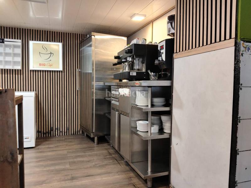 Foto 115dc7d2-da33-41a3-8835-65ee4544a7f3. Pas-de-porte local commercial dans justo vilar 18 dans Valencia