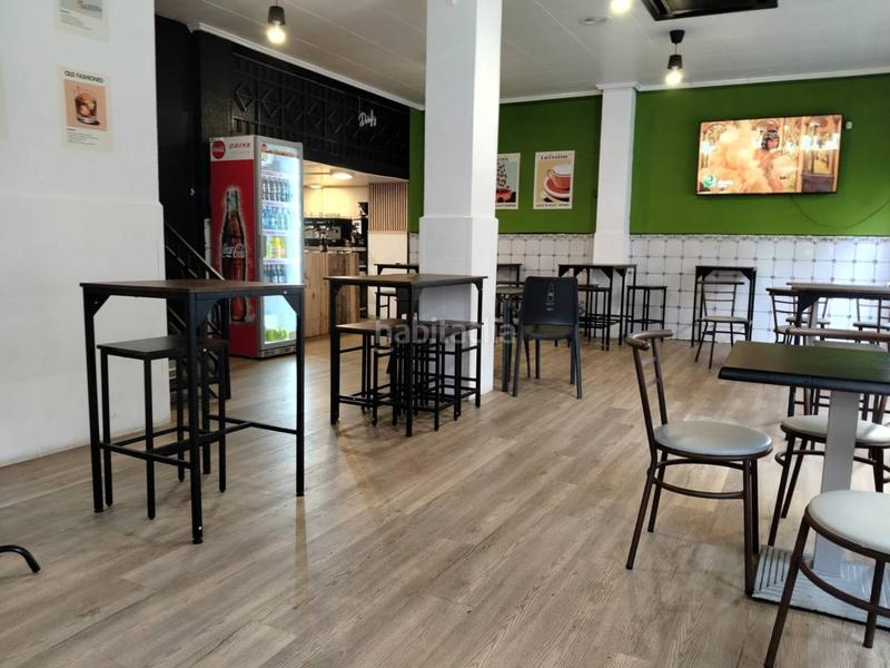 Foto 436ea1ba-1ae3-4875-a90b-4647288ee716. Pas-de-porte local commercial dans justo vilar 18 dans Valencia