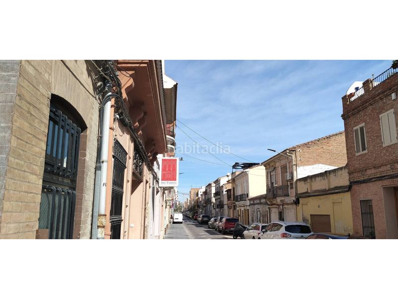 Foto 63fa9a69-d591-4a02-b2e4-7d12138503a8. Piso en calle progreso 164 flat típico casas cabanyal en Valencia