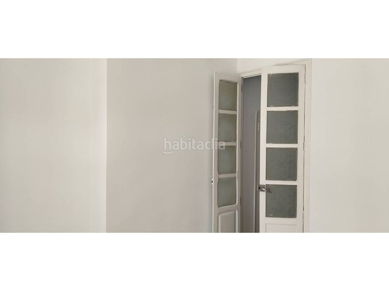 Foto ba898f99-4937-40db-a110-055e38b7ec6a. Piso en calle progreso 164 flat típico casas cabanyal en Valencia