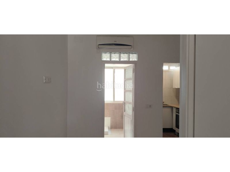 Foto f9049682-0656-4c29-8837-80c9fe14b53c. Piso en calle progreso 164 flat típico casas cabanyal en Valencia