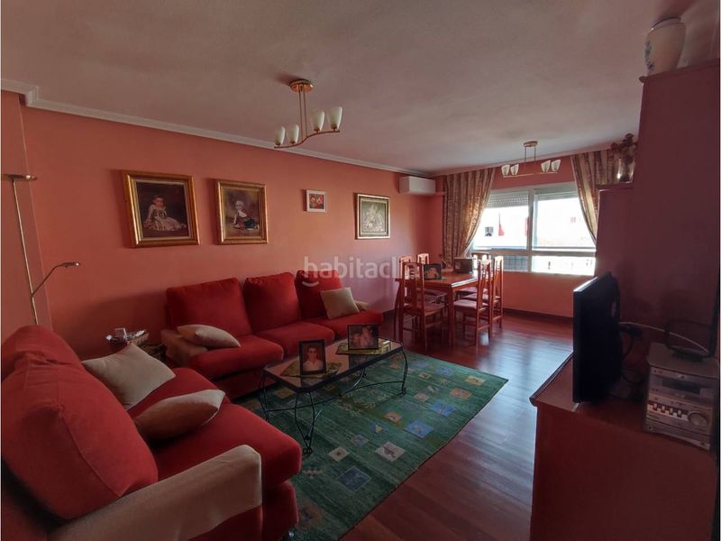 Foto e6a24a20-82db-4ff3-a539-86d70703878a. Pis a calle martí grajales 2 a El Cabanyal-El Canyamelar Valencia