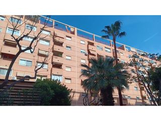 Appartamento in Calle martí grajales 2. Venta de flat en el cabanyalel canyamelar, valència capital