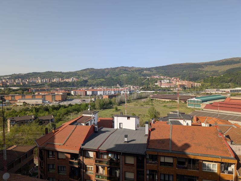 Foto 465a160d-cdb1-42ec-b3ee-ae164d33636a. Piso en Kalero-Basozelai Basauri