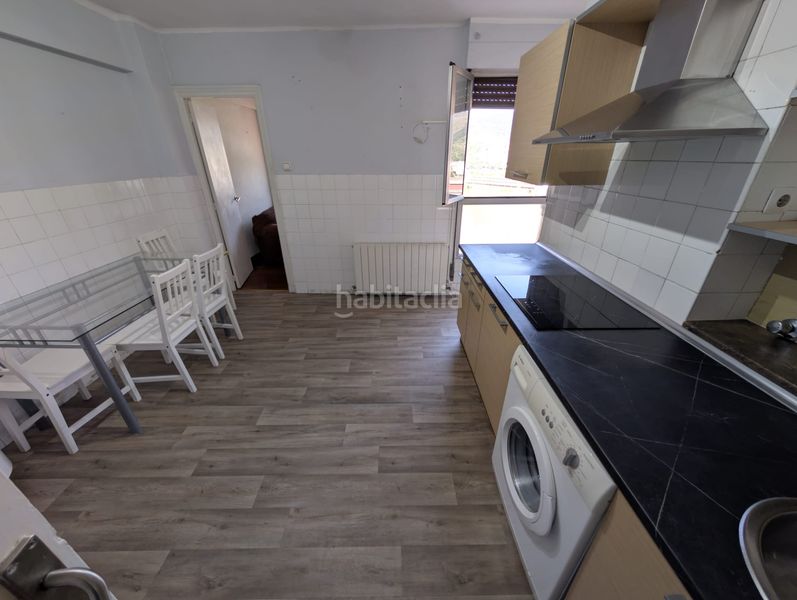 Foto bf52893c-f8d4-477b-b9b2-8753f6bd6c7f. Piso en Kalero-Basozelai Basauri