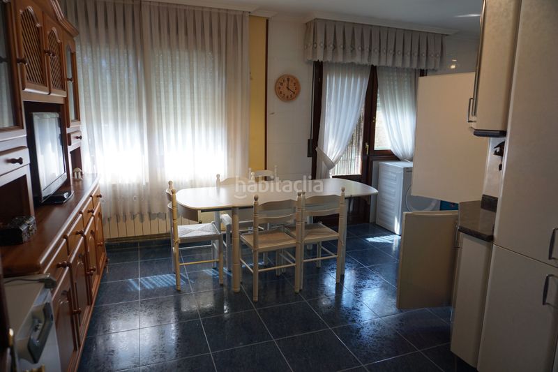 Foto 1c05f4b5-8b82-44bc-ac2a-b9e7eba39575. Appartement avec chauffage dans Ugao - Miraballes