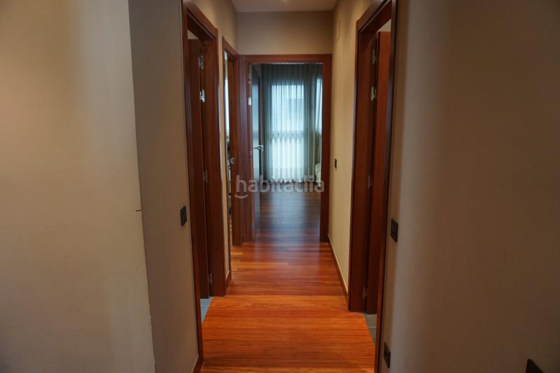 Foto ce25de7e-6c32-4506-8e39-d11a97a5e983. Pis amb calefacció a Centro-Ariz-Uribarri Basauri