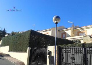 Maison jumelée  Calle mejorana. Espectacular chalet pareado en puertollano