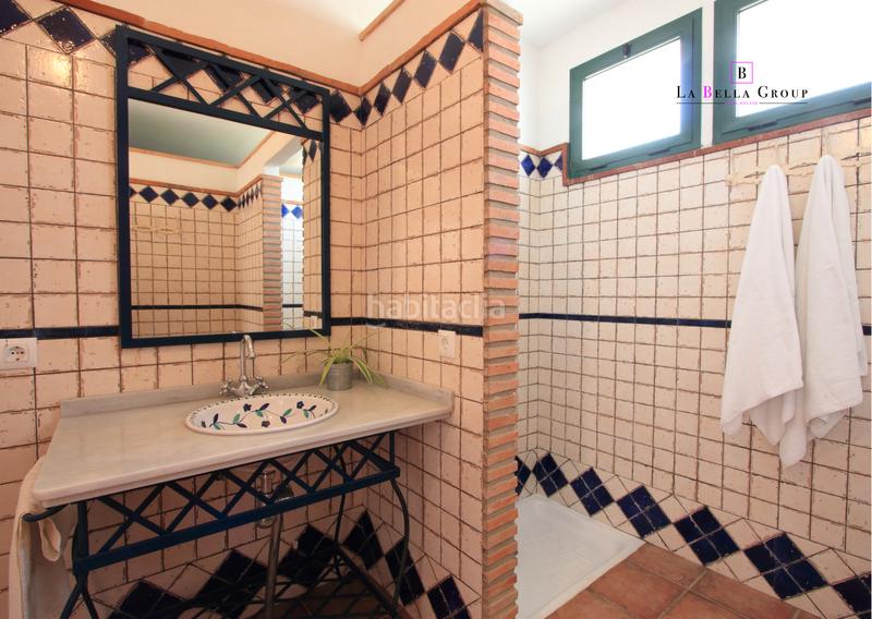 Foto f16725e2-7bc3-4fd1-b9c5-e9aee6766270. Casa con camino parcheggio piscina in Priego de Córdoba