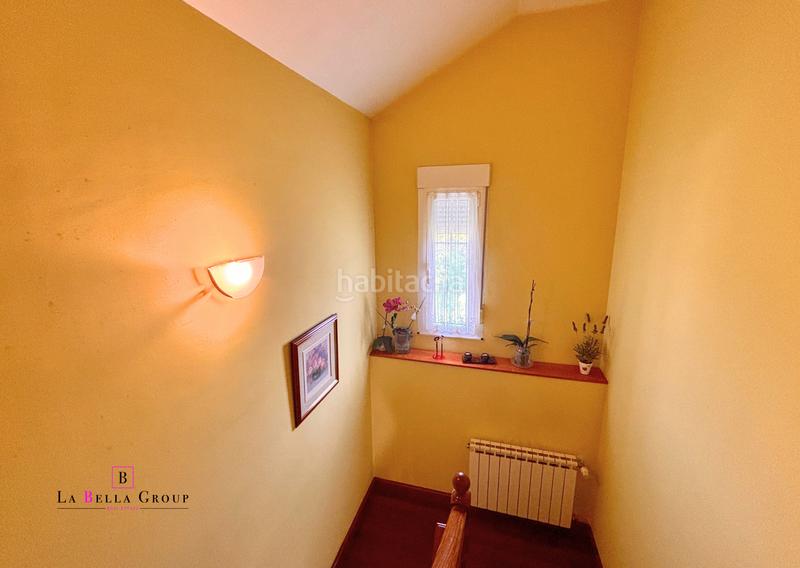 Foto f8b02053-e94f-4b79-9702-0a57ee3f7777. Casa  independiente en barrio la esprilla en Igollo en Camargo