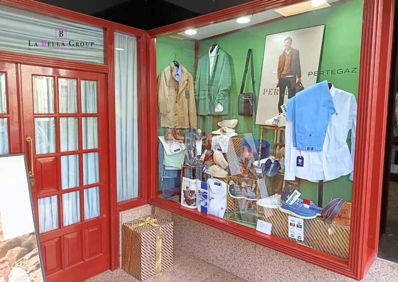 Foto 0e733364-dfeb-49e3-90a7-5cce5bb42cb9. Geschäftsraum in Marín