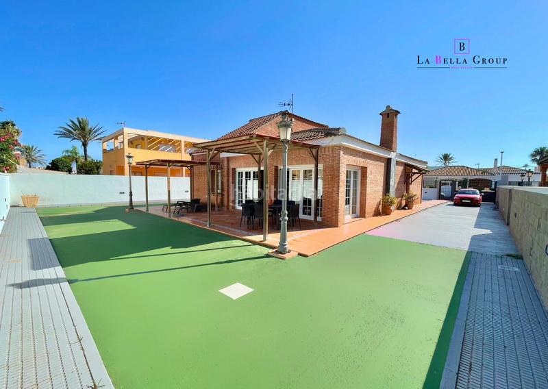 Foto 4a2ce5b5-df83-4d92-adbd-c29e01a85aa9. Maison avec parking dans Playa de las Gaviotas - El Pedrucho Manga del Mar Menor (La)